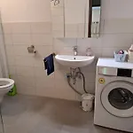 Διαμέρισμα Gitta Helmstorf (Plon)